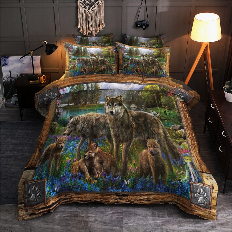 Wolf TT240978T Bedding Sets