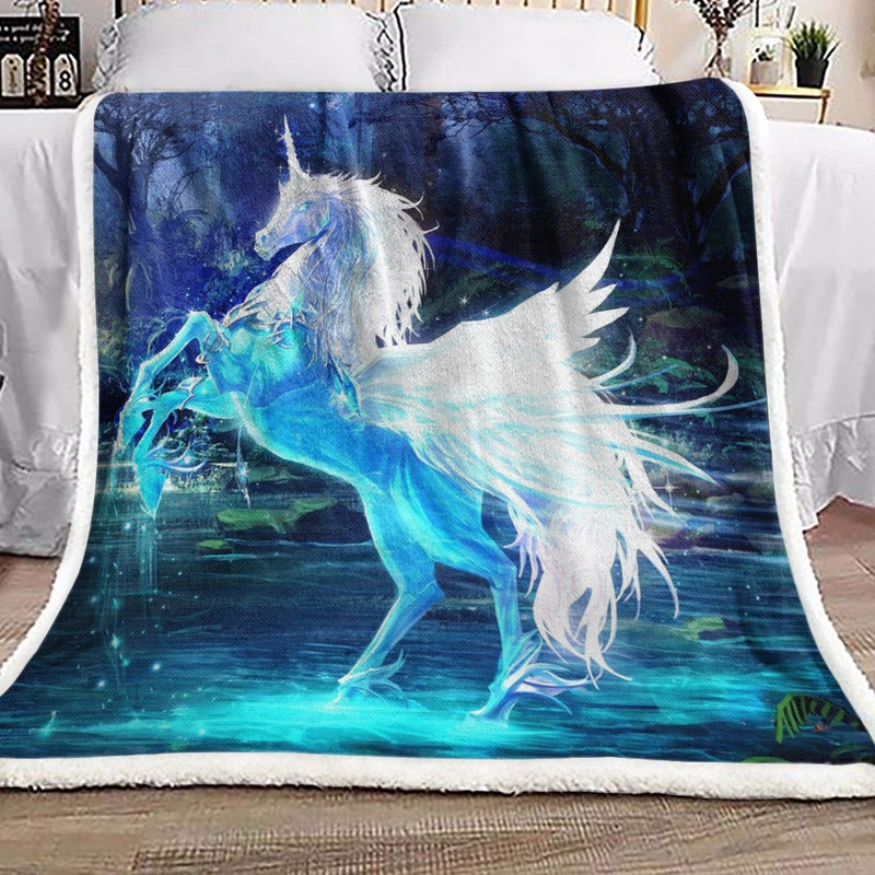 Unicorn HN0110246F Sherpa Fleece Blanket