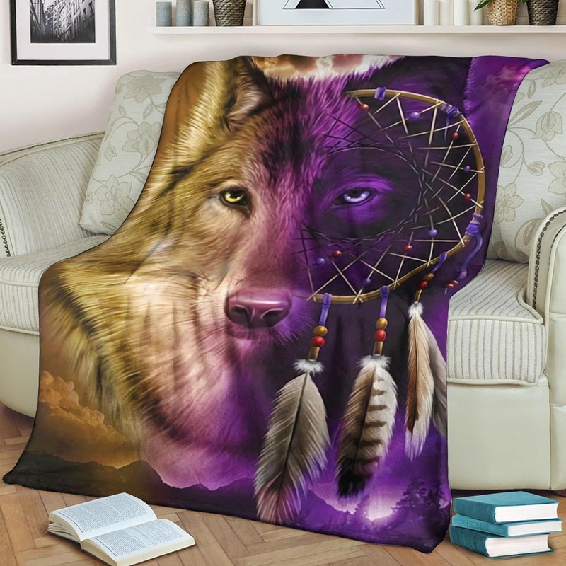 Wolf CL140899MD Sherpa Fleece Blanket