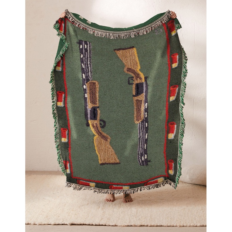 Shot Guns Hooked Wool Accent NT2510296S Throw Blankets For Sofa