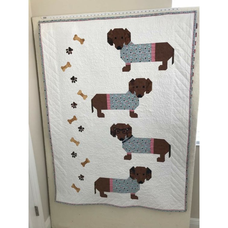 Dachshund CLA15112302 Quilt Blanket