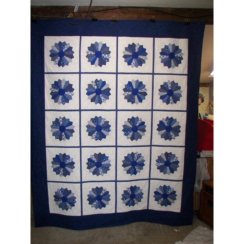Blue Flower CLA16112308 Quilt Blanket