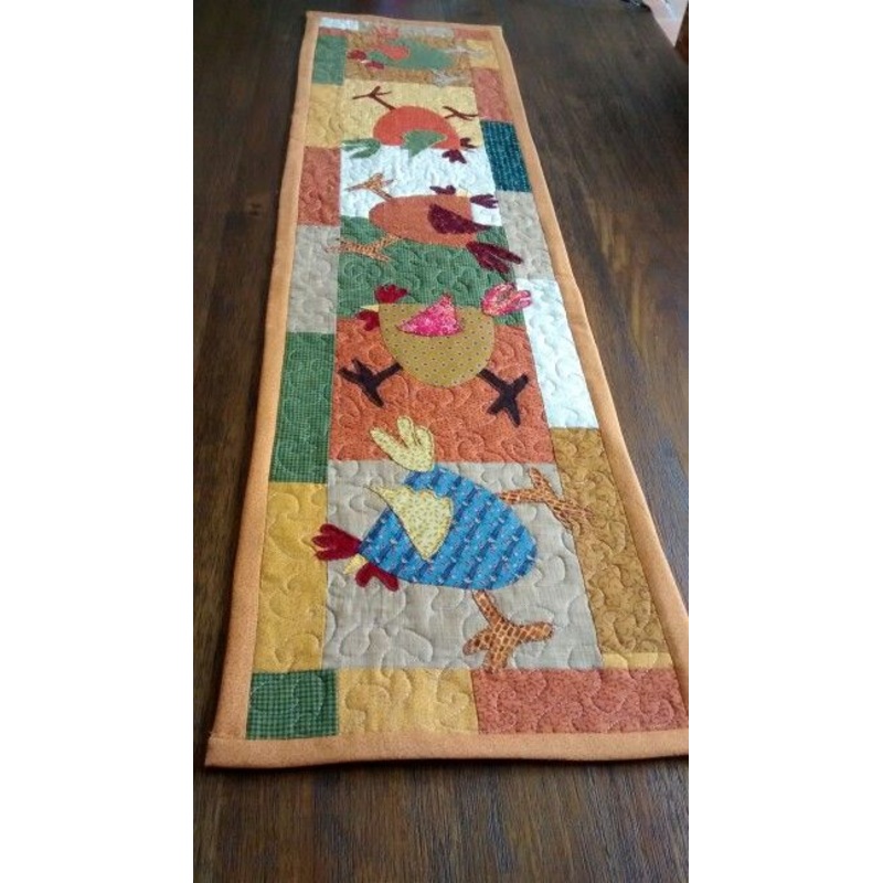 Chicken CLA16112343 Quilted Table Runner