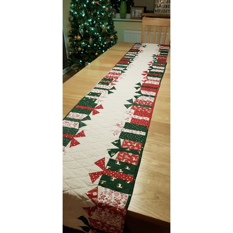 Christmas Gift CLA16112360 Quilted Table Runner