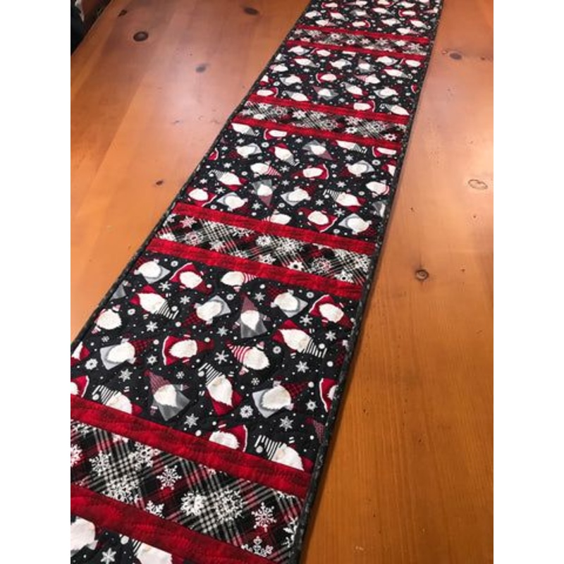 Christmas Santa CLA20112360 Quilted Table Runner