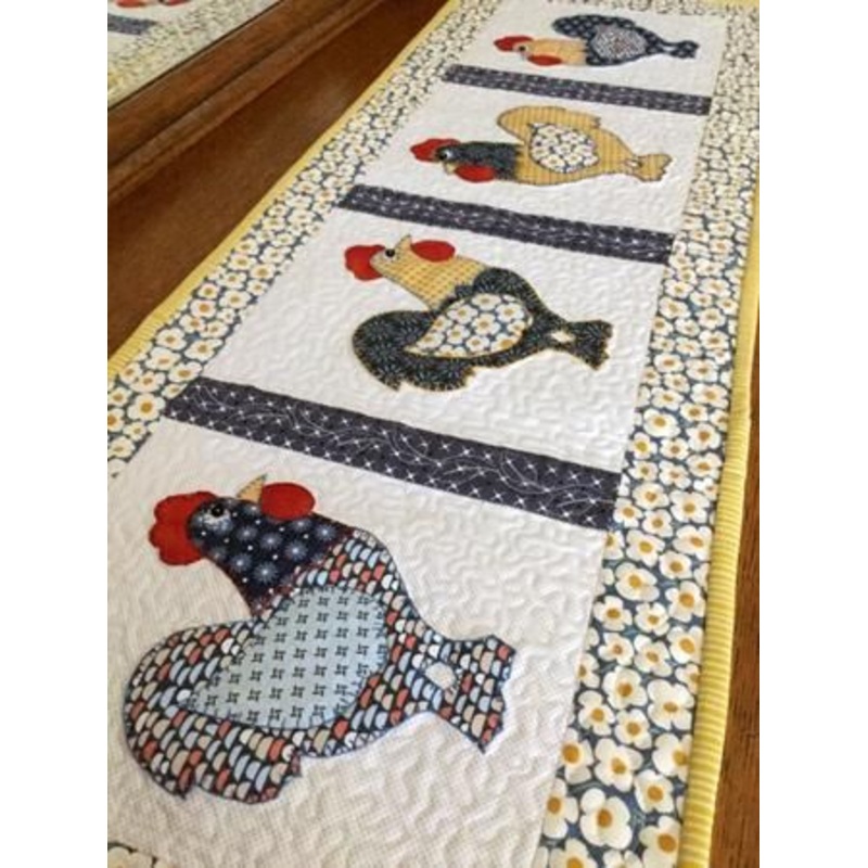 Chicken CLA21112353 Quilted Table Runner