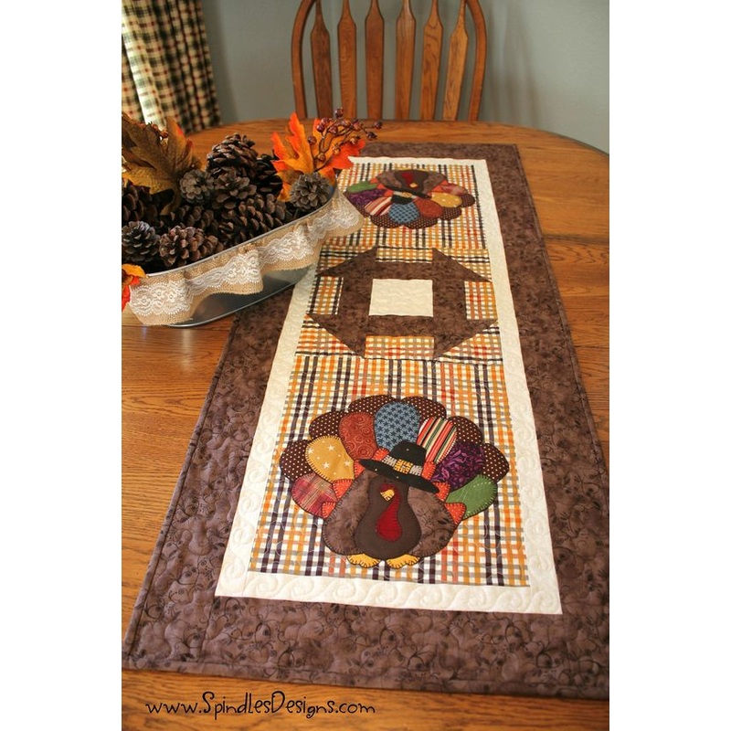 Chicken CLA21112356 Quilted Table Runner