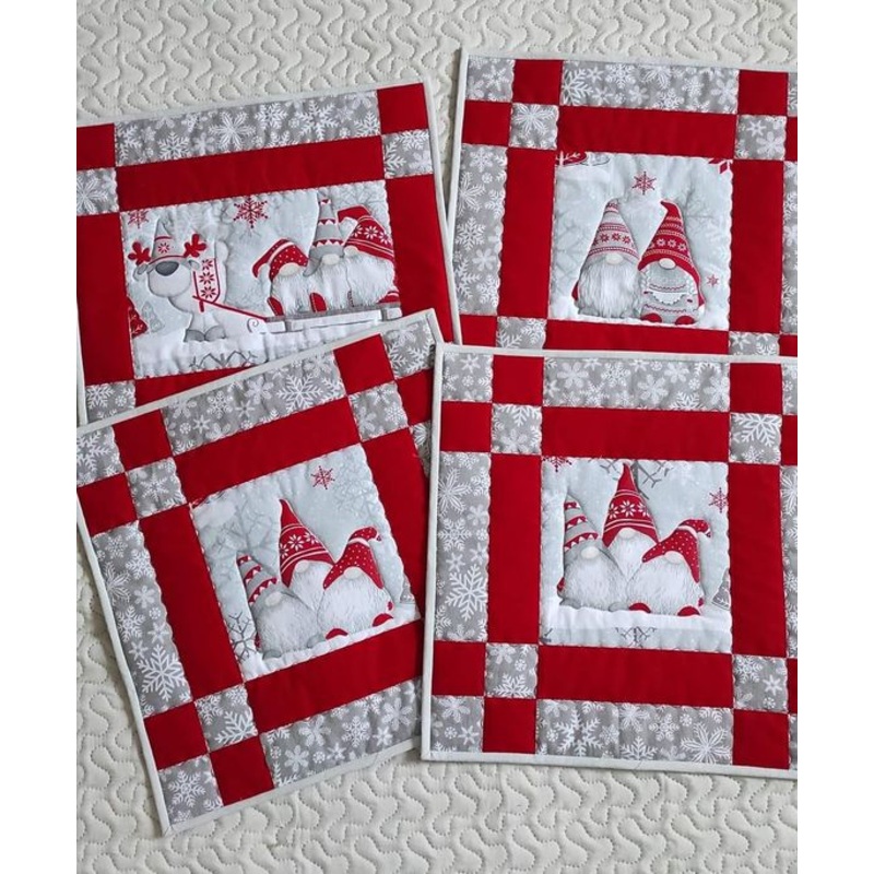 Christmas Gnome CLA21112393 Quilted Placemats