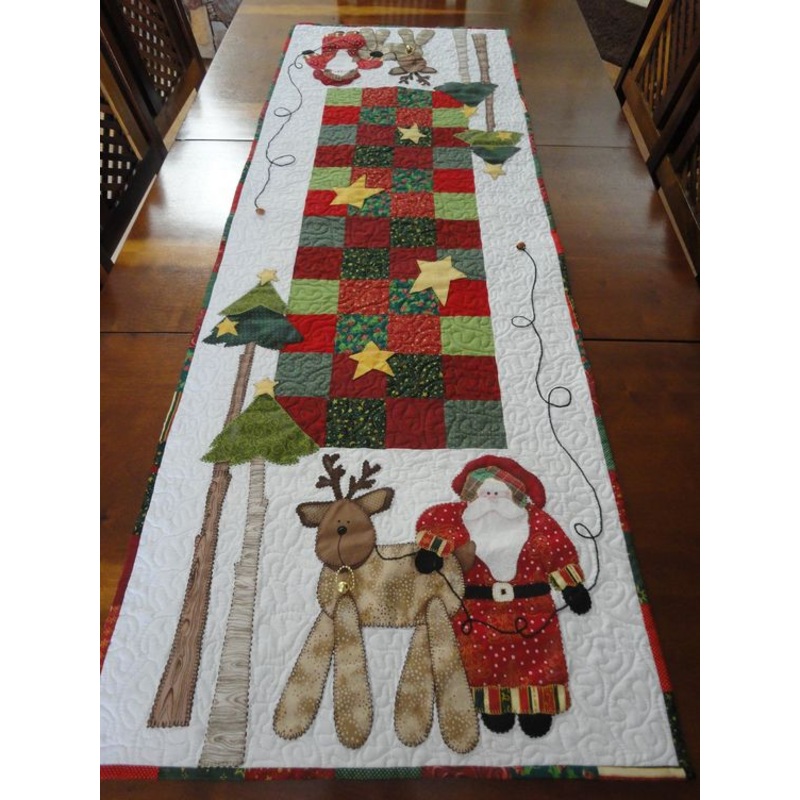 Christmas Santa CLA22112342 Quilted Table Runner
