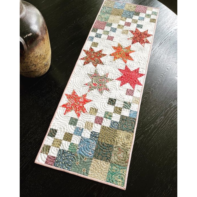 Star CLA21112346 Quilted Table Runner