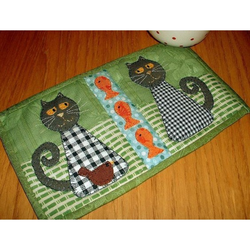 Cat And Fish CLA04122353 Quilted Placemats