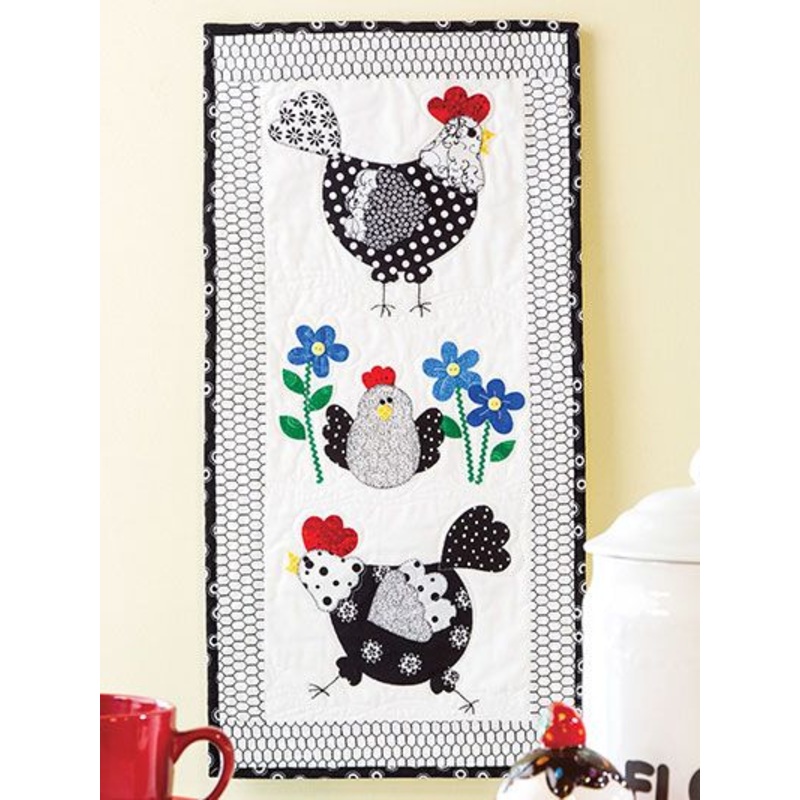 Chicken CLA04122312 Quilted Table Runner