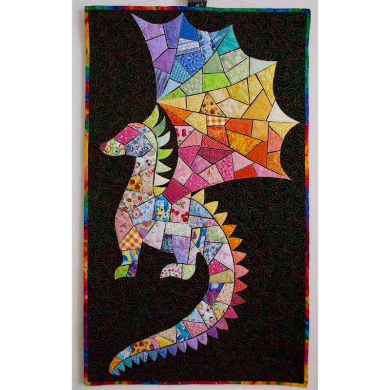Dragon CLA04122327 Quilted Table Runner