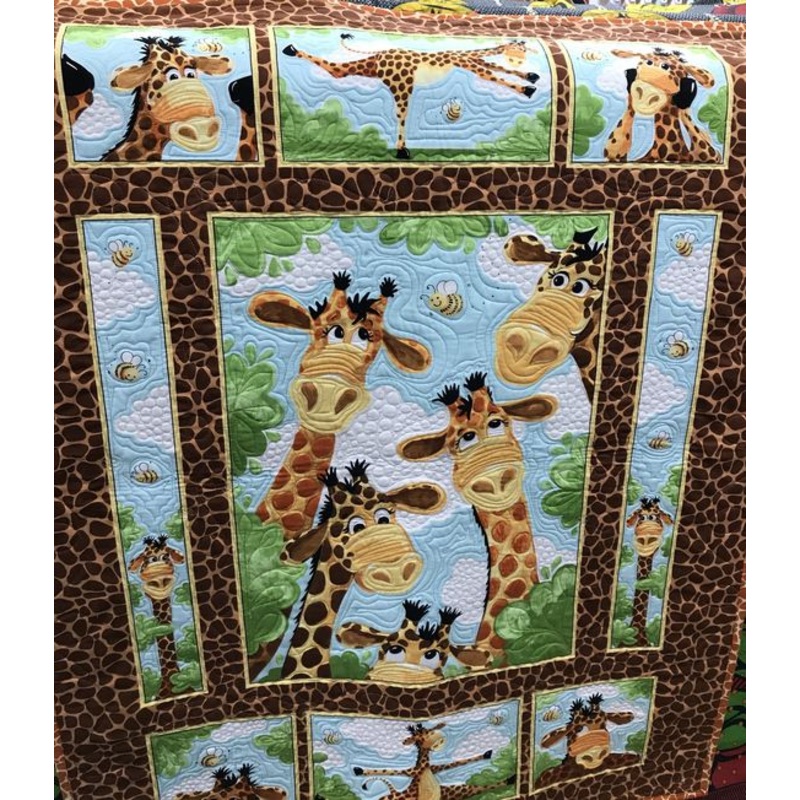 Giraffe CLA04122376 Quilt Blanket